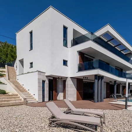 Villa Grace Stanici